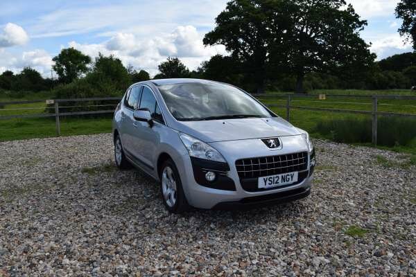 Peugeot 3008 1.6 e-HDi 112 Active II 5dr EGC