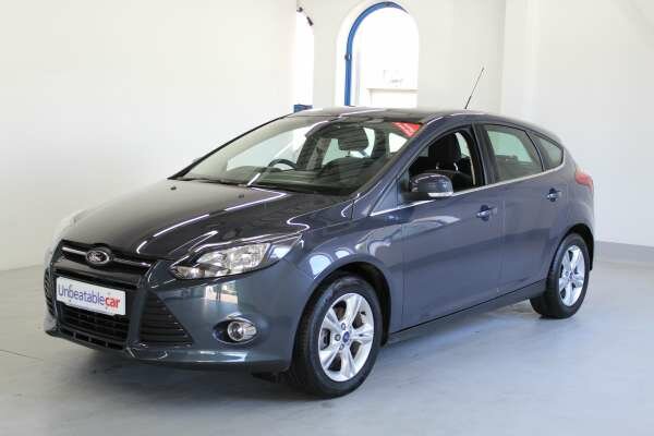 Ford FOCUS 1.6 Zetec 5dr